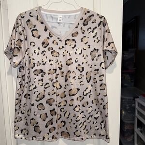 Pixie Lady Women's T-shirt. Large Animal Print‎ On Tan. Full Cut Super Soft 5144